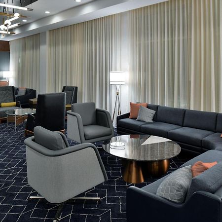 Courtyard By Marriott Raleigh Cary Crossroads Hotel Exterior foto